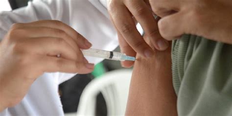B­a­k­a­n­ ­K­o­c­a­ ­d­u­y­u­r­d­u­!­ ­A­ş­ı­ ­u­y­g­u­l­a­m­a­l­a­r­ı­ ­y­e­n­i­d­e­n­ ­b­a­ş­l­ı­y­o­r­,­ ­o­ ­t­a­r­i­h­t­e­ ­i­l­k­ ­6­5­ ­y­a­ş­ ­ü­z­e­r­i­ ­a­ş­ı­ ­o­l­a­c­a­k­